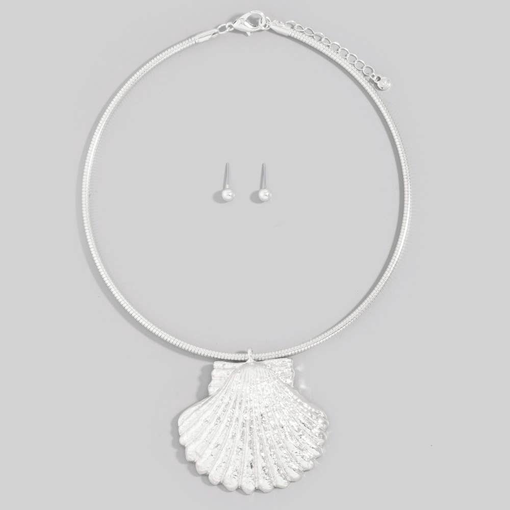 Seashell Pendant Choker Necklace