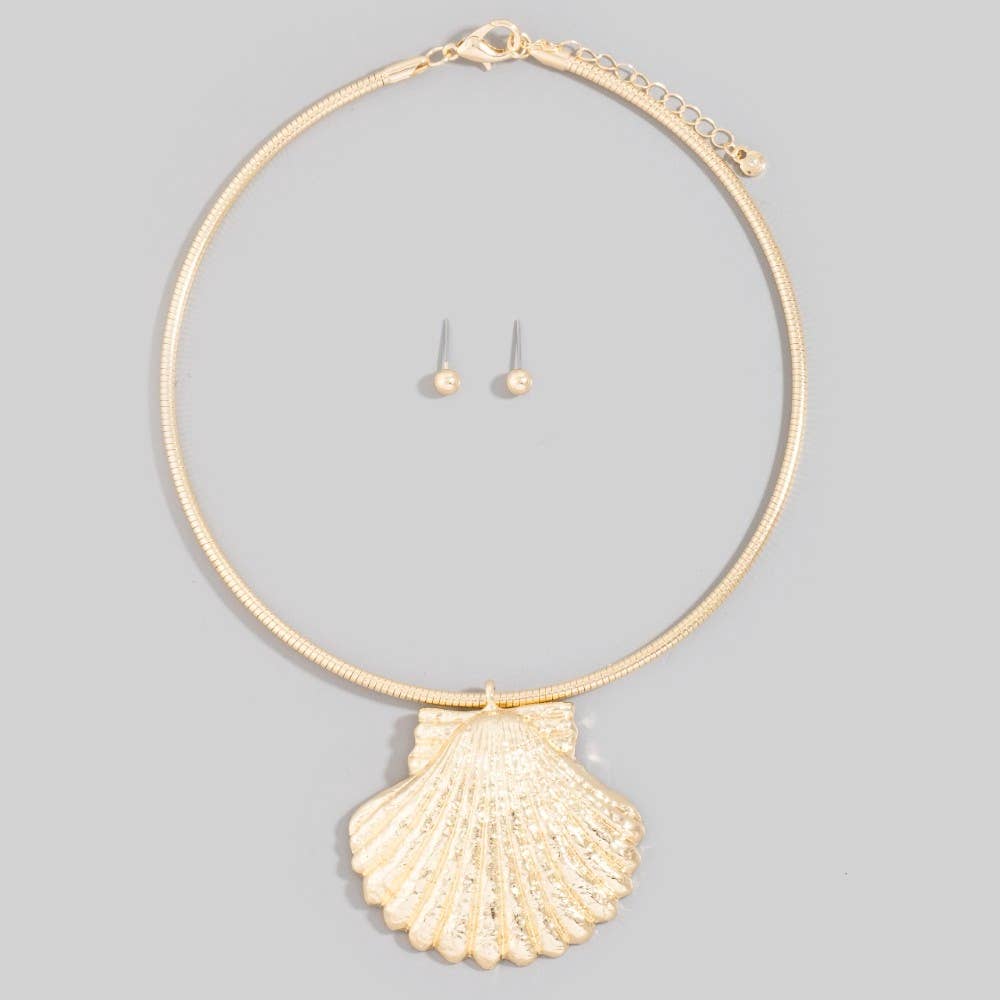 Seashell Pendant Choker Necklace